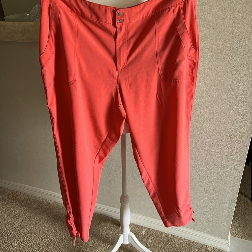 NWOT SUNDAY:Orange, lightweight with Drawstring hem. Sz 14 women capris.